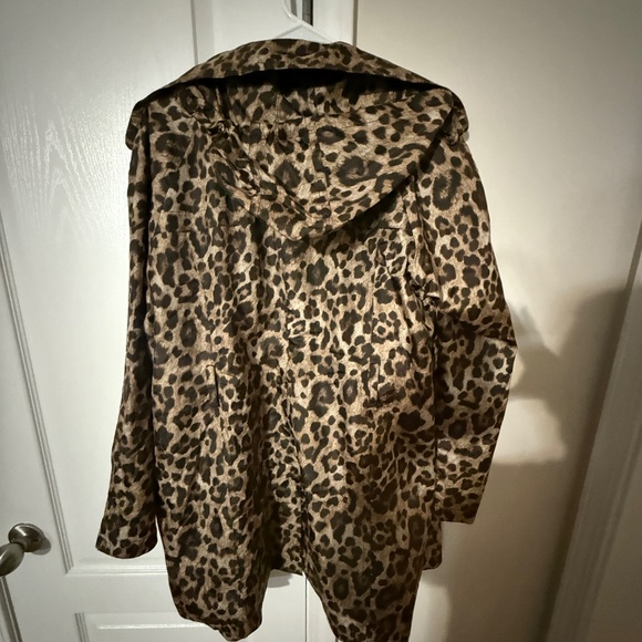 Leopard Print Michael Kors XL rain jacket - Picture 3 of 4